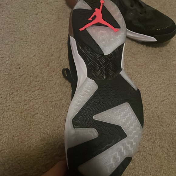 Jordan 37’s - Picture 4 of 5